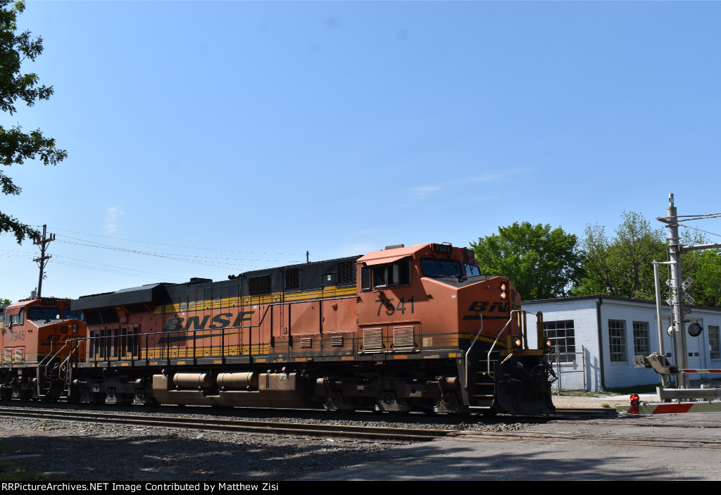 BNSF 7541